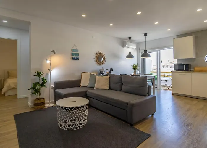 Sunny & With Pool By Algarve Dream Holidays *