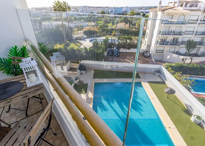 Apartment Sunny & With Pool By Algarve Dream Holidays