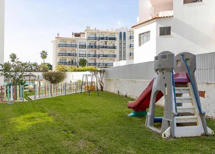 Sunny & With Pool By Algarve Dream Holidays Apartment
